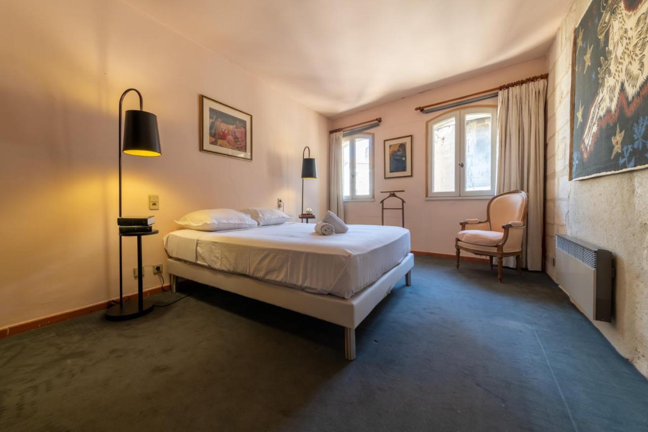 Avignon Superbe Appartement dans un Hotel Particulier En Centre ville Extérieur photo